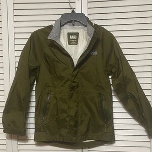 REI Co-op Rainier Olive Green Rain Jacket with Hood Size Boys M(10-12)